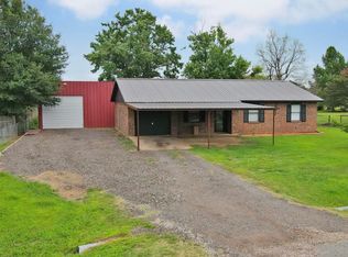 2100 Sugar Hill Rd, Reno, TX 75462