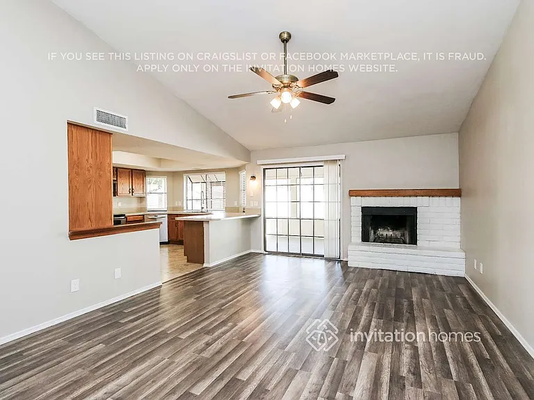 3338 E Grove Ave — Photo 4