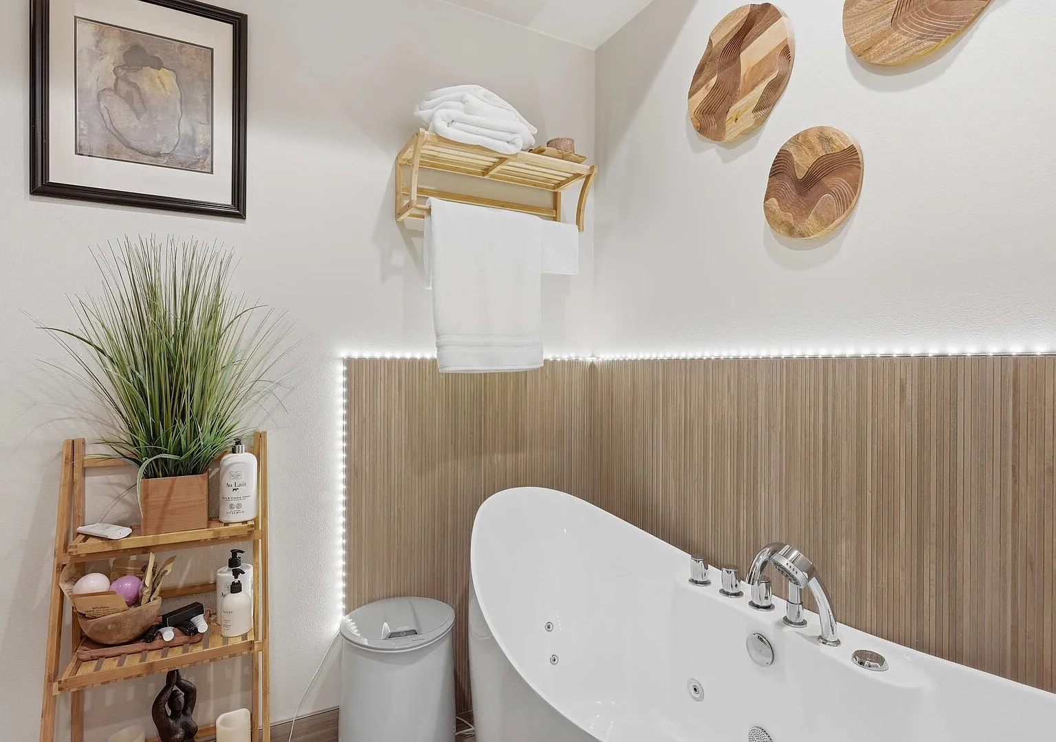 Suncadia-luxury 4bd ensuite spa retreat & on-site EV charger on — Photo 2