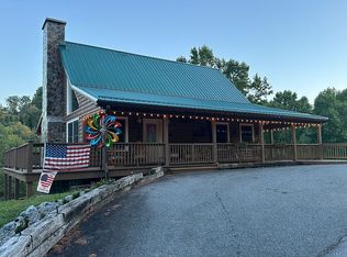 142 New Ridge Ln, Piney Creek, NC 28663