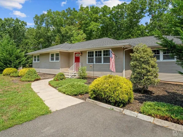 155 & 151 Pittenger Pond Rd, Freehold, NJ 07728