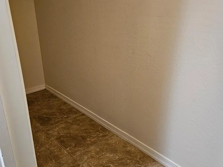 2204 W Le Marche Ave — Photo 25