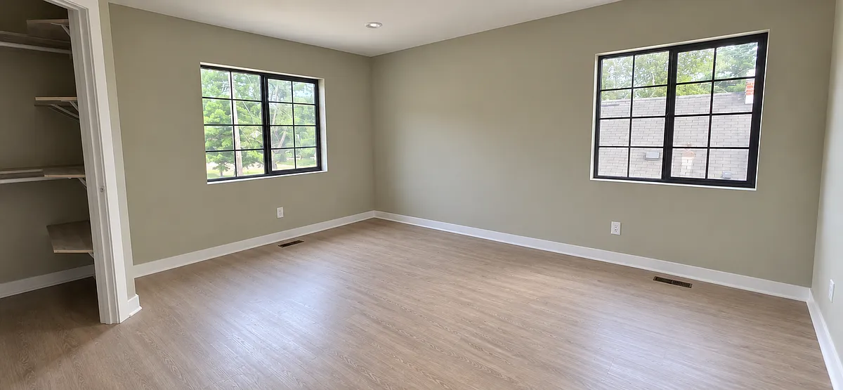 3 bed, 2.0 bath, 1400 sqft, $2,000 — Photo 4