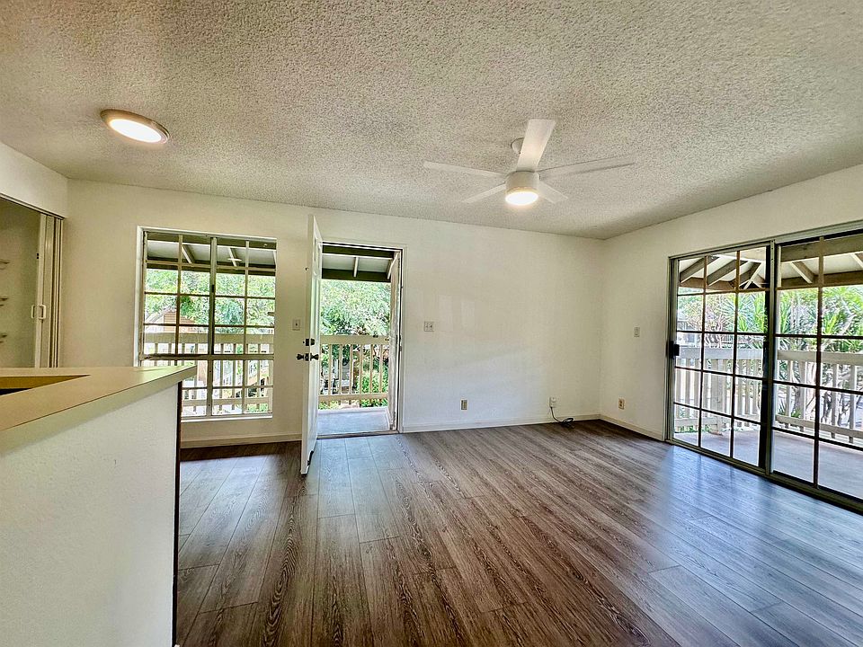 1st image of 140 Uwapo Rd APT 33-201