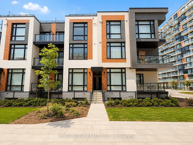 12 David Eyer Rd #Townhouse 1120 — Photo 1
