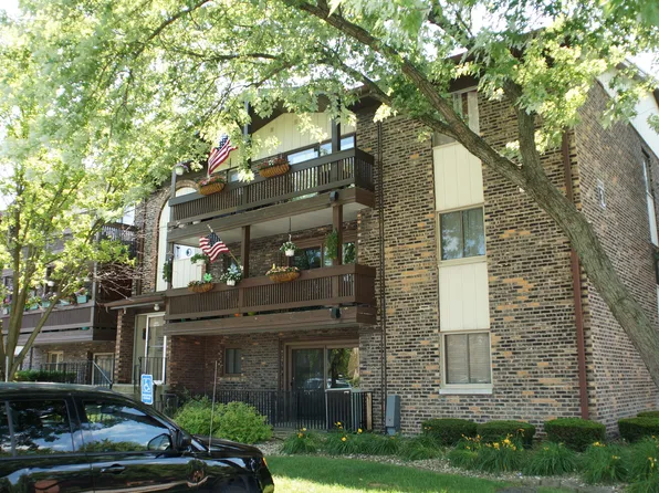 14031 Gail Ln APT 301, Crestwood, IL 60418