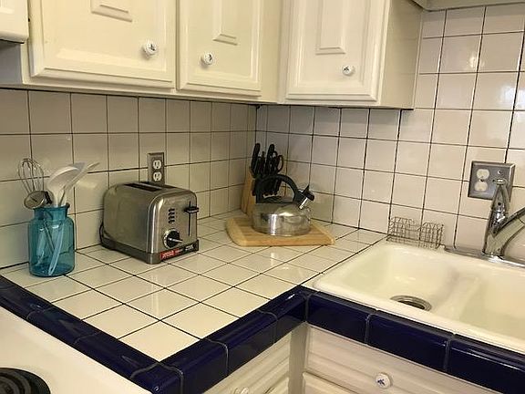 3rd image of 309 Opal St APT 3C