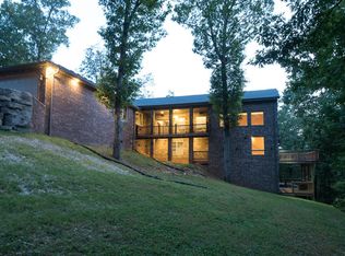 781 Cash Spring Rd, Ozark, MO 65721