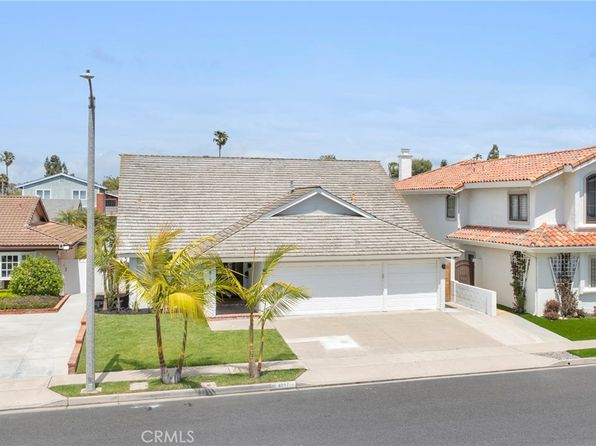 4817 Hazelnut Ave, Seal Beach, CA 90740