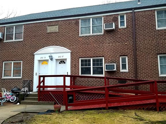 2nd image of 25102 61st Ave #1076