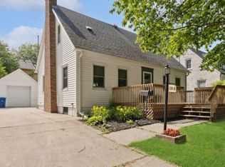 630 45th St, Des Moines, IA 50312