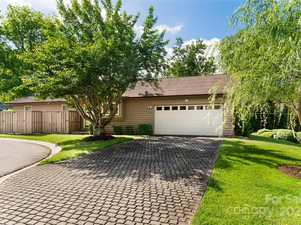 8 Greenbriar Ct #B, Asheville, NC 28805