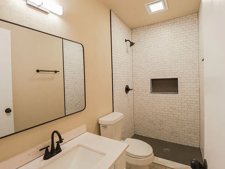 3012 S Ash Ct — Photo 29