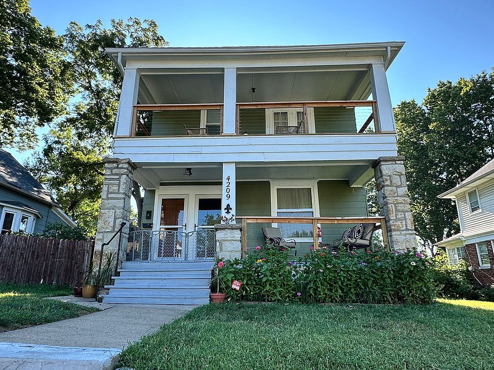 1st image of 4208 Holly St