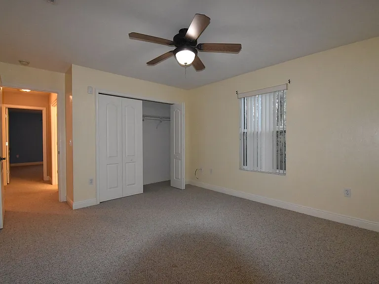 2414 SW 98th Dr — Photo 16