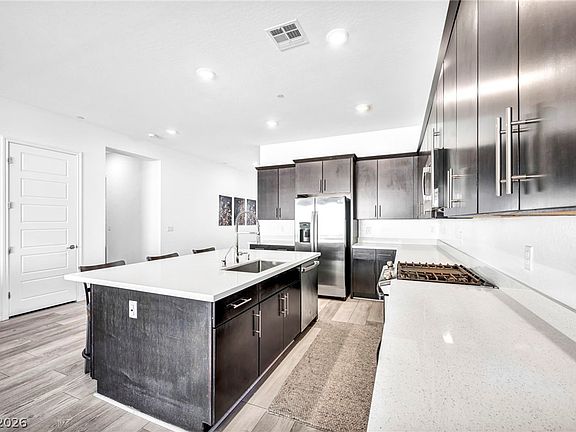 5th image of 64 Reverie Heights Ave