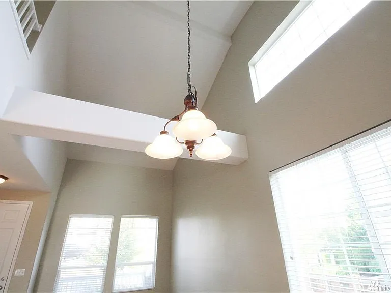 6413 Elizabeth Ave SE — Photo 4