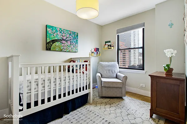 Rented by Sotheby's International Realty | media 11