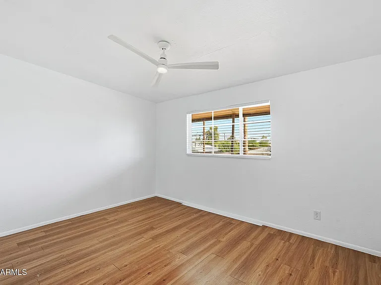 2150 W Missouri Ave #213 — Photo 17