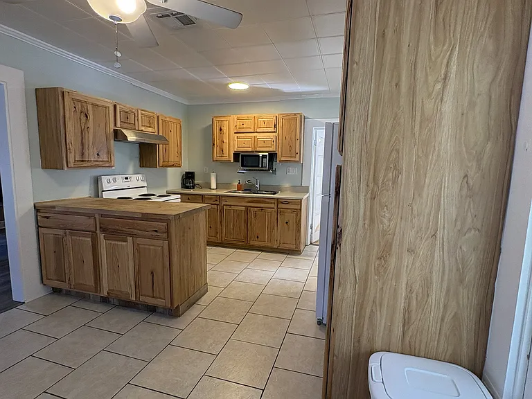 1235 Bass Blvd — Photo 4