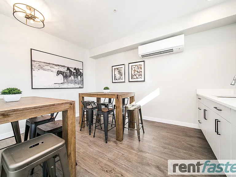 6870 Ad Astra Blvd NW — Photo 7