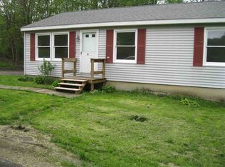 29 Knobhill Rd, Averill Park, NY 12018