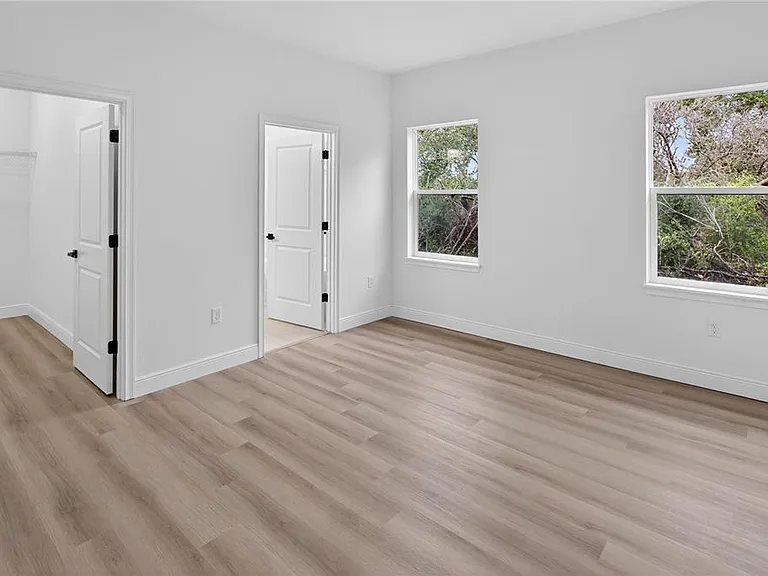 15028 SW 25th Cir — Photo 13