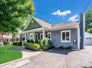 433 Hillside Ave, West Sayville, NY 11796