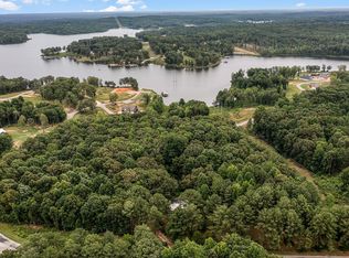 1690 Reedy Creek Rd, Huntingdon, TN 38344