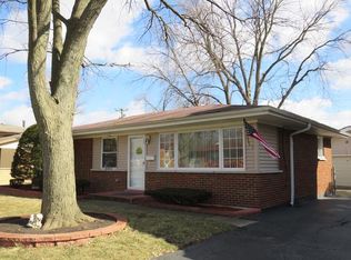 107 S Mayfair Pl, Chicago Heights, IL