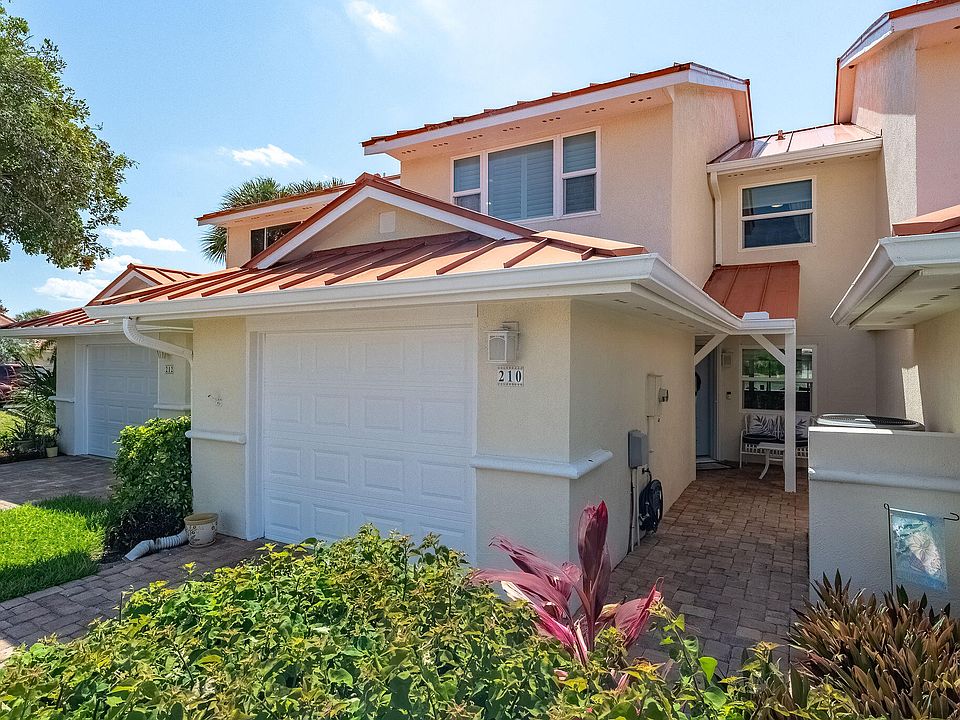 1st image of 210 Oceanway Dr