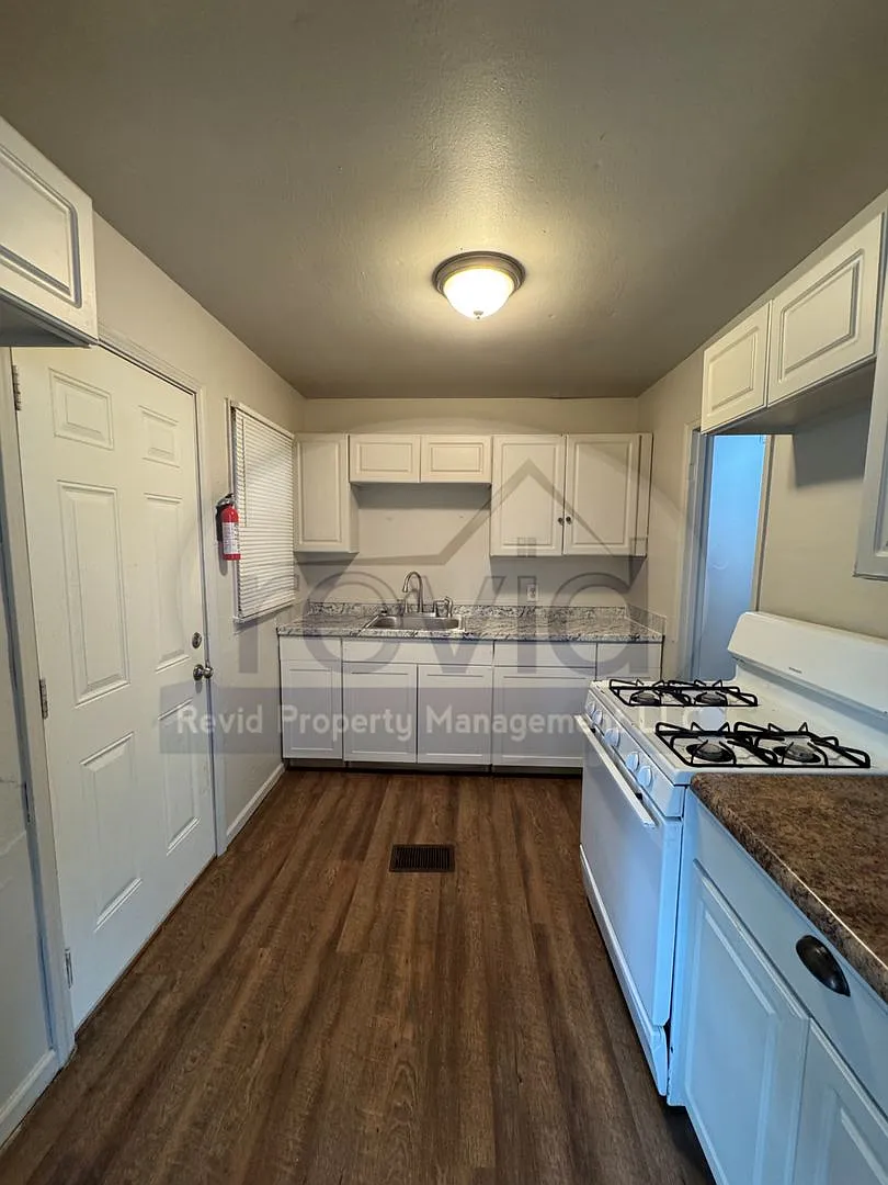SMITH 1445 — Photo 4