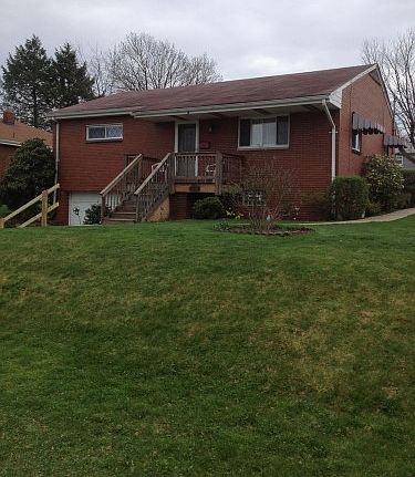 1st image of 2620 Russell Dr
