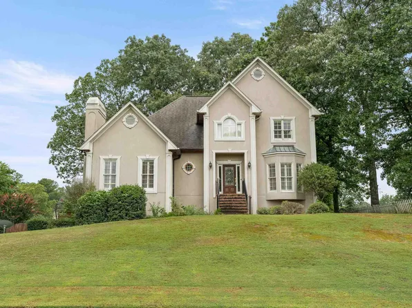 1702 Cedarwood Ln, Birmingham, AL 35244