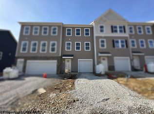 733 Hardman Dr, Morgantown, WV 26501