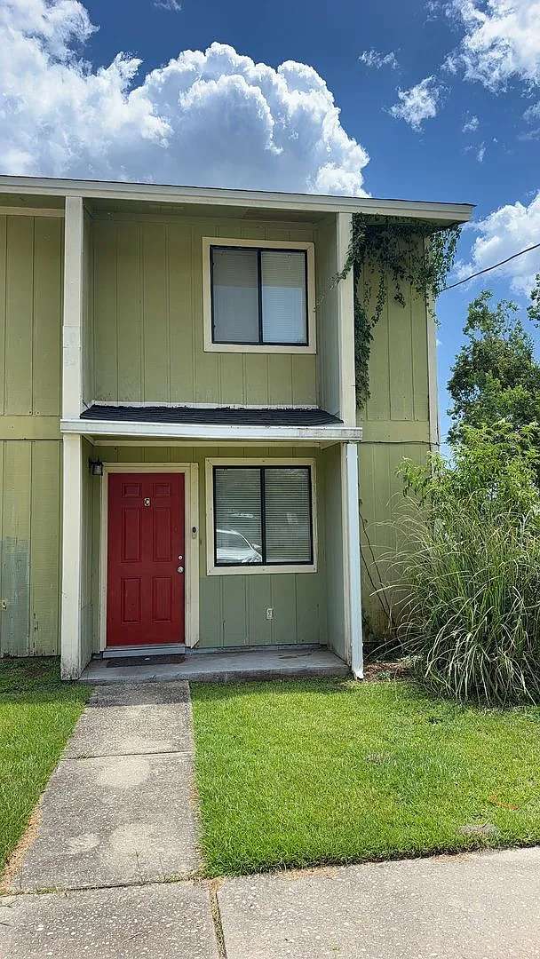 5138 Lance Street — Photo 1