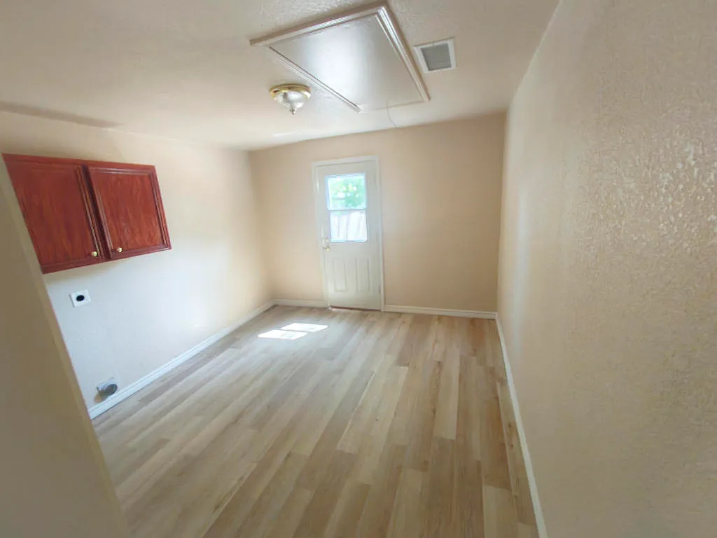 4 bed, 1728 sqft, $1,650 — Photo 4