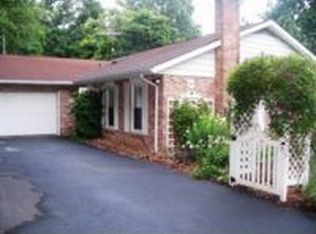 440 Whitehall Rd, Reinholds, PA 17569