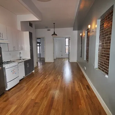 Rented by Nooklyn NYC LLC | media 51