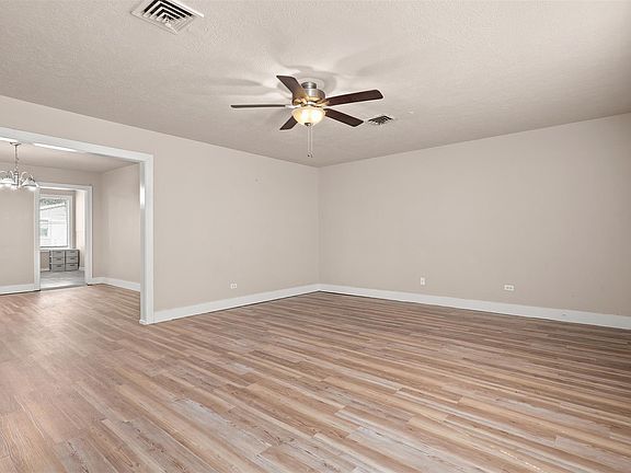 5th image of 630 Orange St
