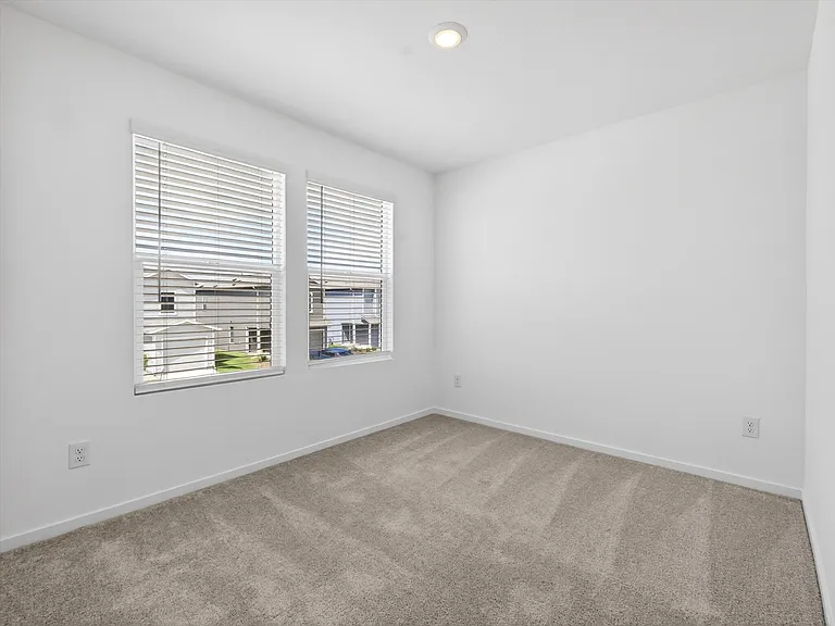 12112 Steeplechase Dr — Photo 16