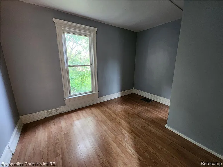 4207 4th St #3 — Photo 7