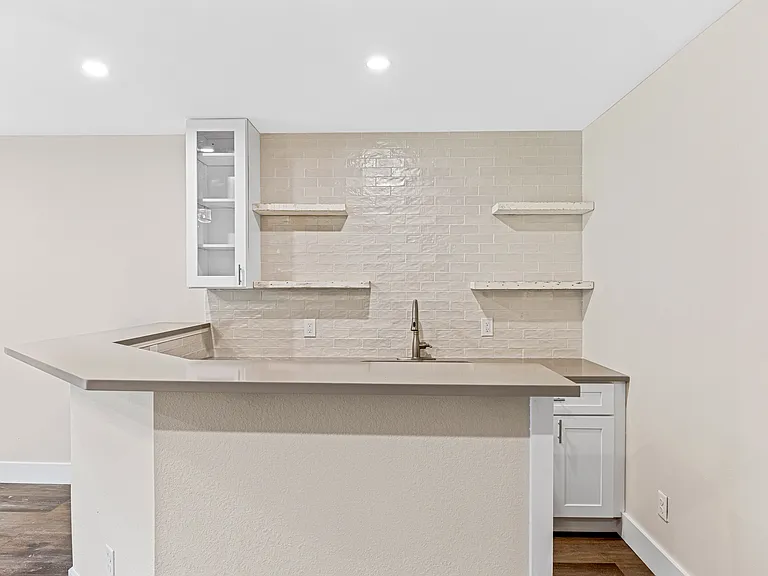42 Forsythe St — Photo 39