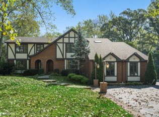 1755 Saunders Rd, Riverwoods, IL 60015