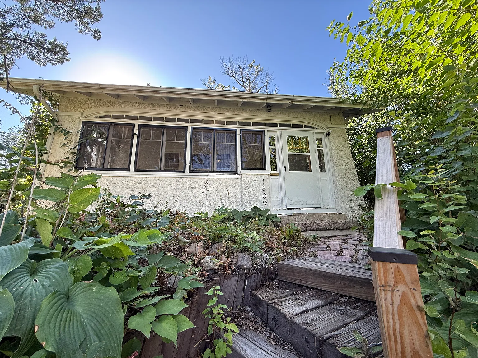 1 bed, 816 sqft, $1,400 — Photo 1