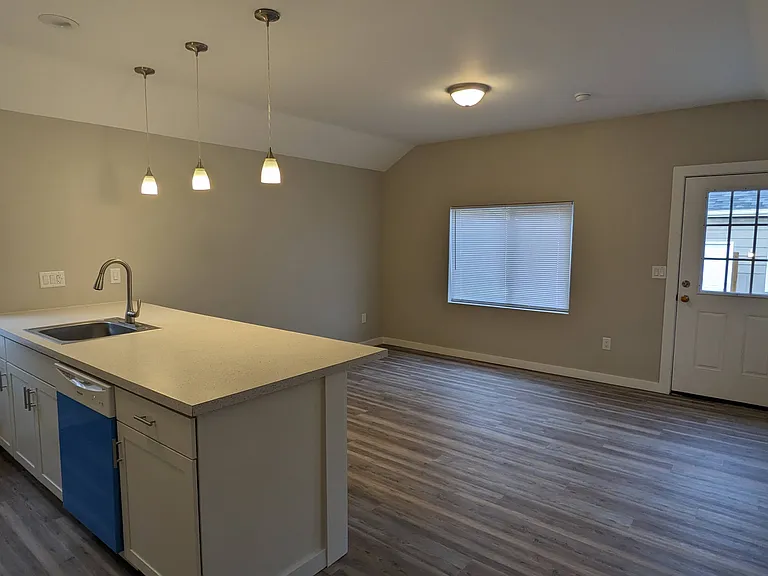 3973 Hayesville Dr NE — Photo 3