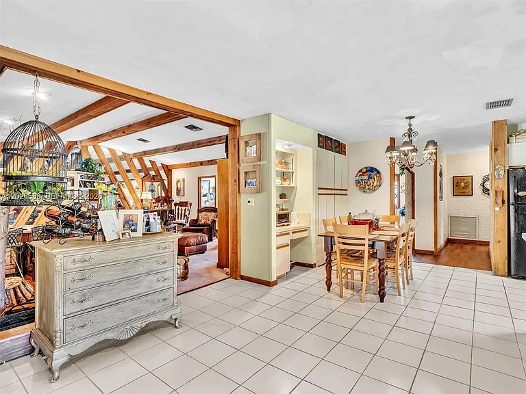 5310 SW 109th Ave — Photo 24