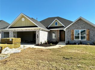 2200 Abbott Ln, Pea Ridge, AR 72751