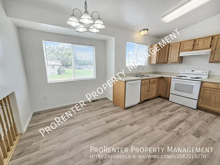 4409 S 900 W — Photo 9