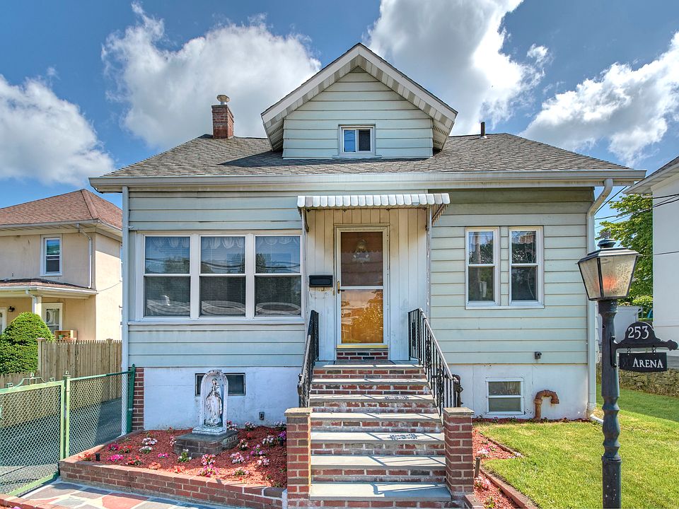 1st image of 253 Olivia St